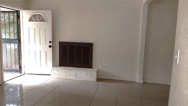 4710 13th Ave S in St. Petersburg, FL - Building Photo - Building Photo