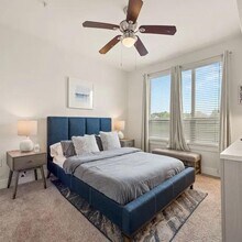810 W St Johns Ave in Austin, TX - Building Photo - Building Photo