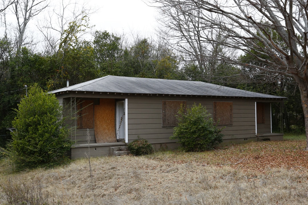 Cherokee Village Apartments in Macon, GA - Building Photo