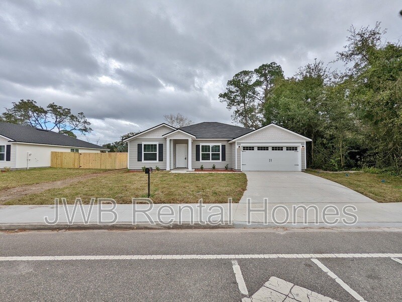 4039 Barnes Rd S in Jacksonville, FL - Building Photo