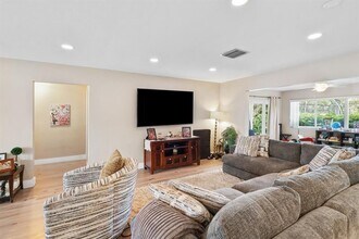 2520 SE 5th St in Pompano Beach, FL - Building Photo - Building Photo