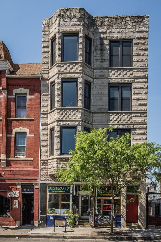 1640 W 18th St in Chicago, IL - Foto de edificio - Building Photo