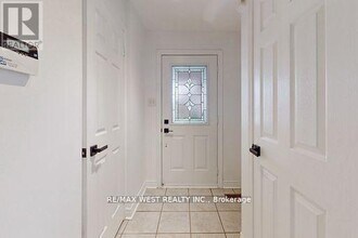 56 Long Point Dr in Richmond Hill, ON - Building Photo - Building Photo