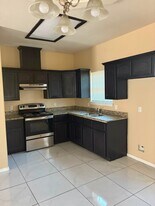 3108 Rosemary Dr in Weslaco, TX - Building Photo