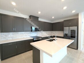 12254 Riley Ln in San Diego, CA - Building Photo - Building Photo