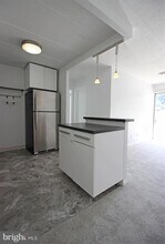 2630 Wagon Dr-Unit -3C in Alexandria, VA - Building Photo - Building Photo