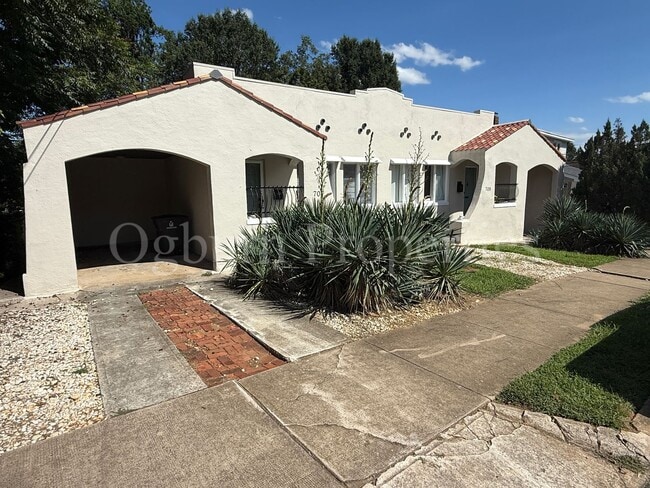 property at 707-709 Watson Ave