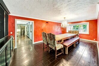 5441 Calvin Ave in Los Angeles, CA - Foto de edificio - Building Photo