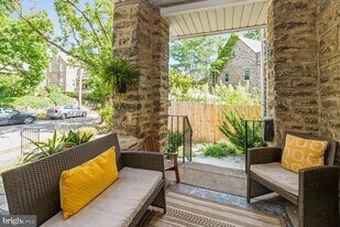 312 Glen Echo Rd in Philadelphia, PA - Building Photo