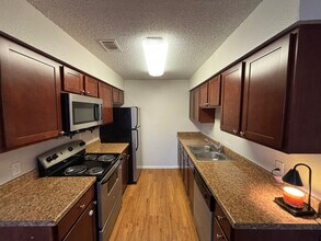 1606 N Interstate 35 in San Marcos, TX - Building Photo - Building Photo
