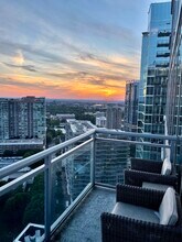 1065 Peachtree St NE, Unit Unit 3303 in Atlanta, GA - Building Photo - Building Photo