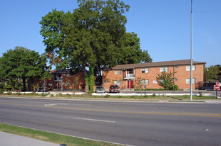 Cornerstone Apartments in Dallas, TX - Building Photo - Building Photo