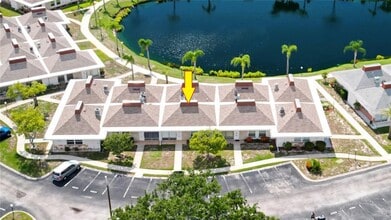 4330 Tahitian Gardens Cir in Holiday, FL - Building Photo - Building Photo