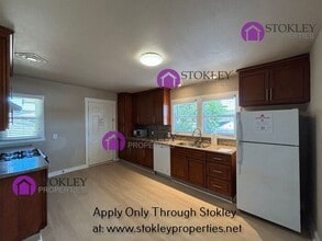 110 W 9th St in Antioch, CA - Building Photo - Building Photo