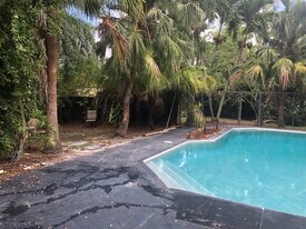 4632 129th Ave N, Unit 2 in West Palm Beach, FL - Building Photo
