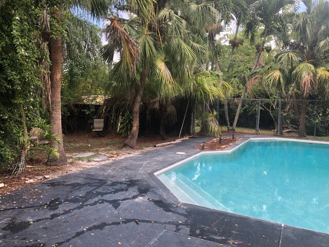 4632 129th Ave N, Unit 2 in West Palm Beach, FL - Building Photo