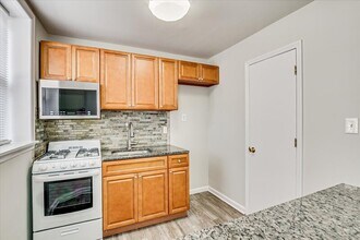 217 Smith St in Perth Amboy, NJ - Building Photo - Building Photo