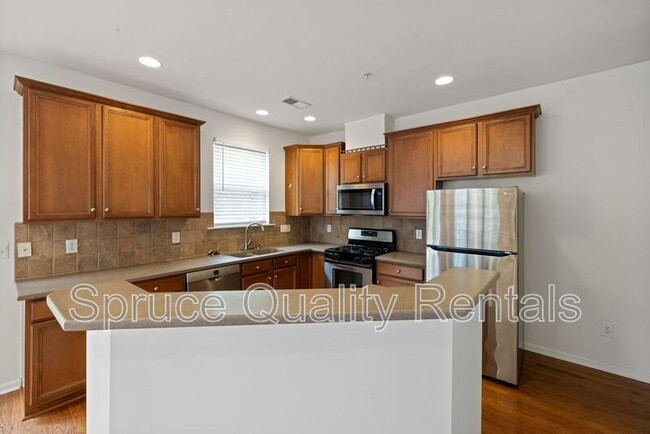 119 Vintage Dr in Chapel Hill, NC - Building Photo - Building Photo