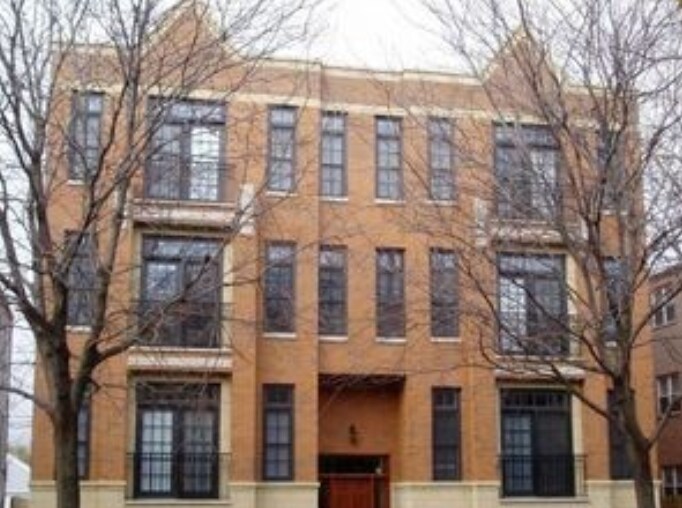 3114 N Racine Ave in Chicago, IL - Building Photo
