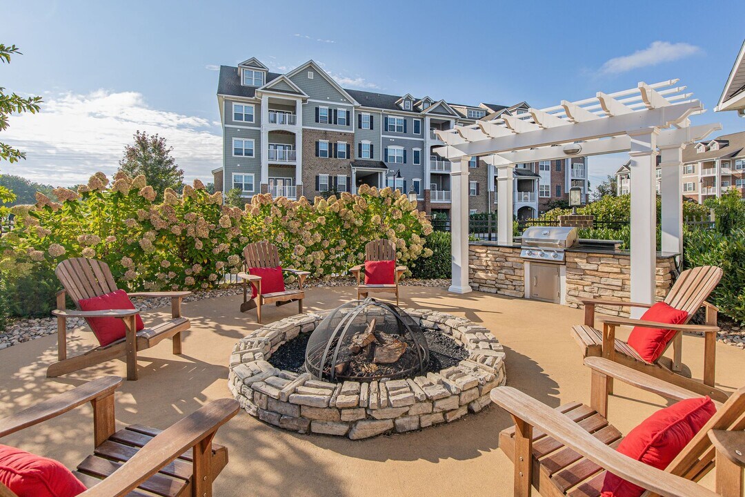 The Reserve at Stone Port in Harrisonburg, VA - Foto de edificio