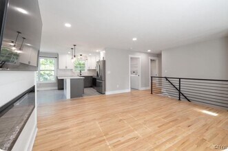 116 Festa Fairway Ln in Baldwinsville, NY - Building Photo - Building Photo