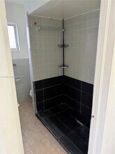 101 SW 4 Ave in Hallandale Beach, FL - Building Photo - Building Photo