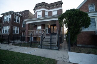 7522 S Langley Ave in Chicago, IL - Building Photo - Building Photo