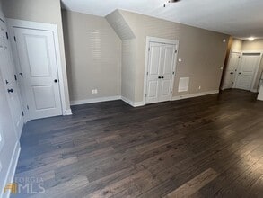 860 S Harkness St in Jackson, GA - Building Photo - Building Photo