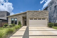 16108 Sydney Carol Ln in Austin, TX - Foto de edificio - Building Photo