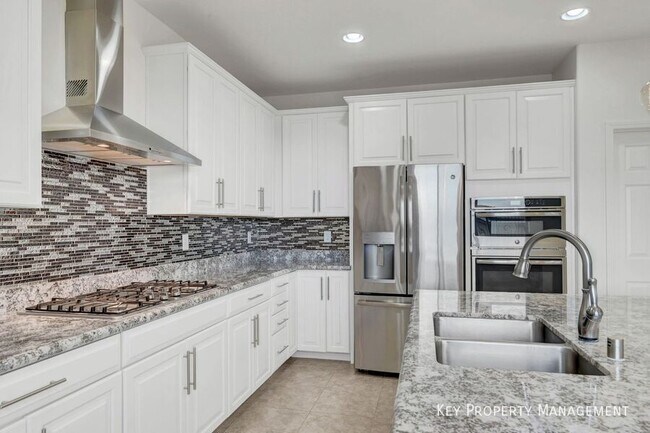 9985 Bleeding Heart Ave in Las Vegas, NV - Building Photo - Building Photo