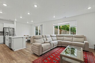 219 179th St SE in Bothell, WA - Building Photo - Building Photo