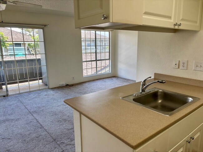 94-1404-1404 Polani St in Waipahu, HI - Foto de edificio - Building Photo