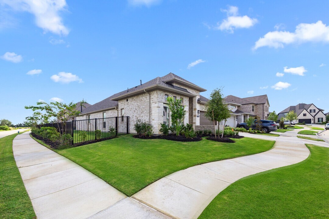 12722 Rusty Blackhaw Ct in Cypress, TX - Building Photo