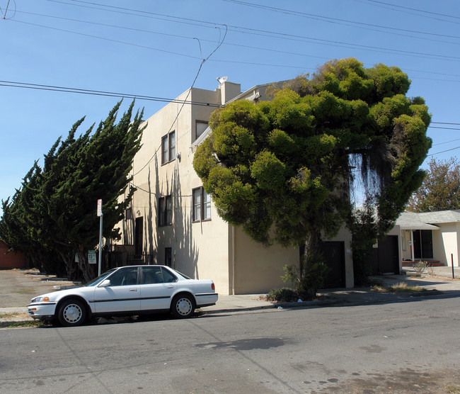 325 28th St in Richmond, CA - Building Photo - Building Photo