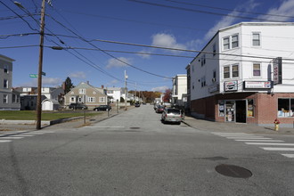 429-435 Kelley St in Manchester, NH - Building Photo - Building Photo