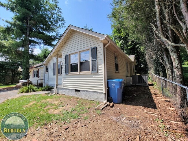 244 Faculty St in Boone, NC - Building Photo - Building Photo