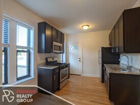 4040 N Ashland Ave, Unit 3w in Chicago, IL - Building Photo