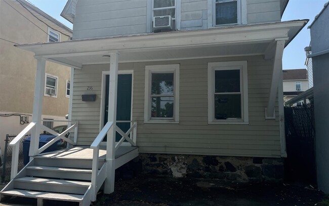236 Battle Ave in White Plains, NY - Building Photo - Building Photo