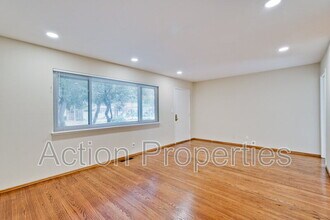 1575 California St in Mountain View, CA - Building Photo - Building Photo