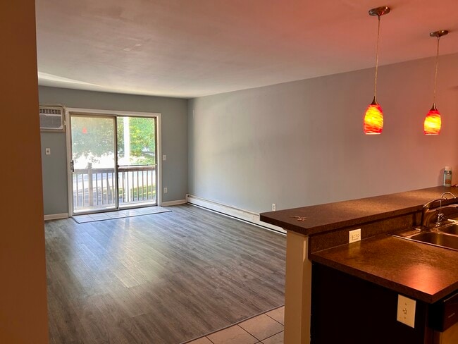 616 Lynn Ave, Unit 29 in Kalamazoo, MI - Foto de edificio - Building Photo