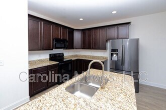 210 Royal Hill Ln in Piedmont, SC - Building Photo - Building Photo