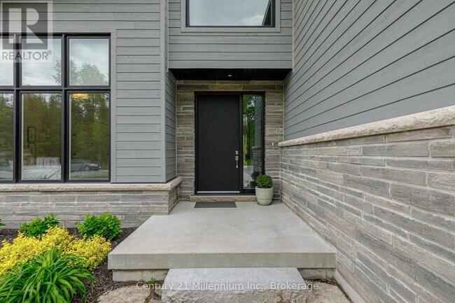 113 Tekiah Rd in Blue Mountains, ON - Building Photo - Building Photo