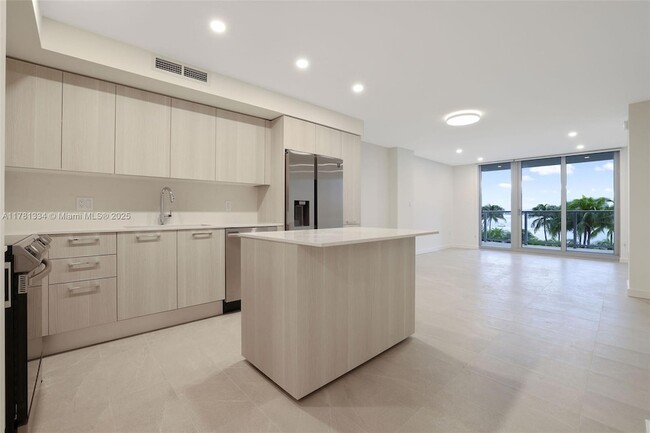 property at 1500 Bay Rd