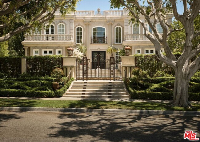 628 N Rodeo Dr in Beverly Hills, CA - Building Photo - Building Photo