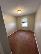 3 Hinman St in Sturbridge, MA - Building Photo - Building Photo