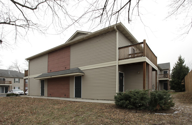 Avery Place Apartments in Jeffersonville, IN - Building Photo - Building Photo