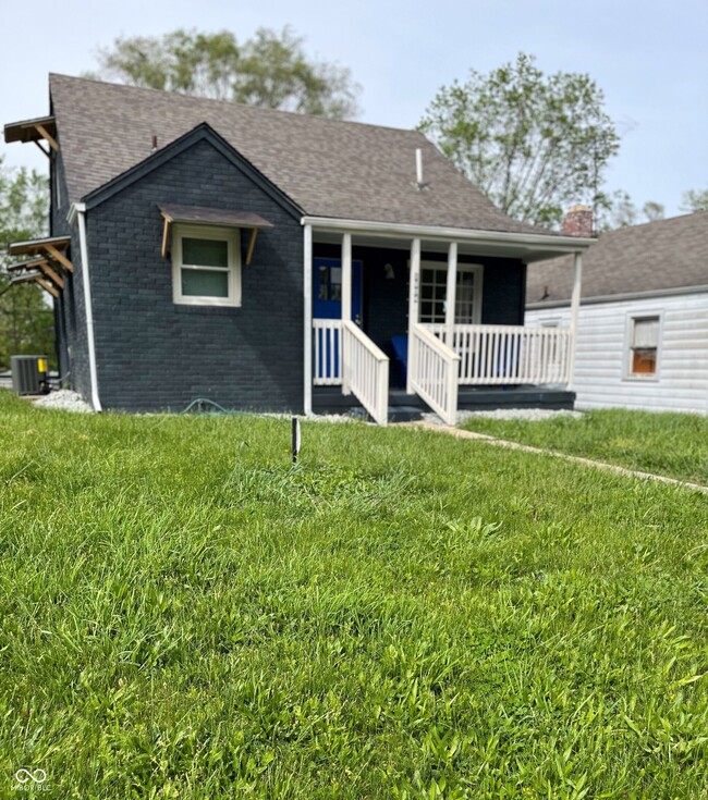 property at 1604 W 11th St