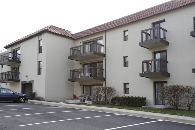 3501-3503 Holly Hill Rd