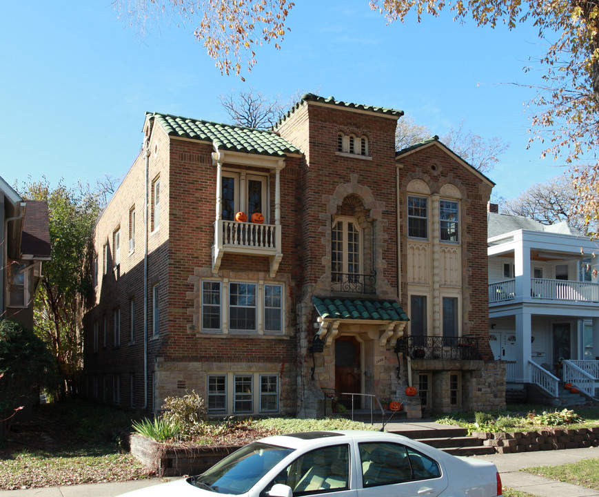 3428 Girard Ave S in Minneapolis, MN - Building Photo