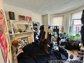 3 Warwick St, Unit 1 in Boston, MA - Foto de edificio - Building Photo